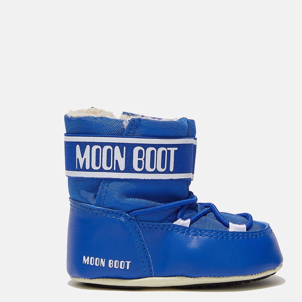 Crib Blue moon boots for baby/ toddler size 4c-5c 19/20